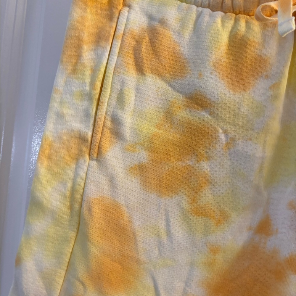 Zella Yellow Tie-Dye Lounge Shorts NWT sz M - Picture 4 of 5